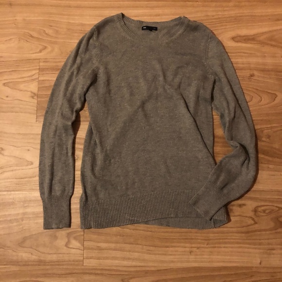 GAP gray sweater - Picture 2 of 4